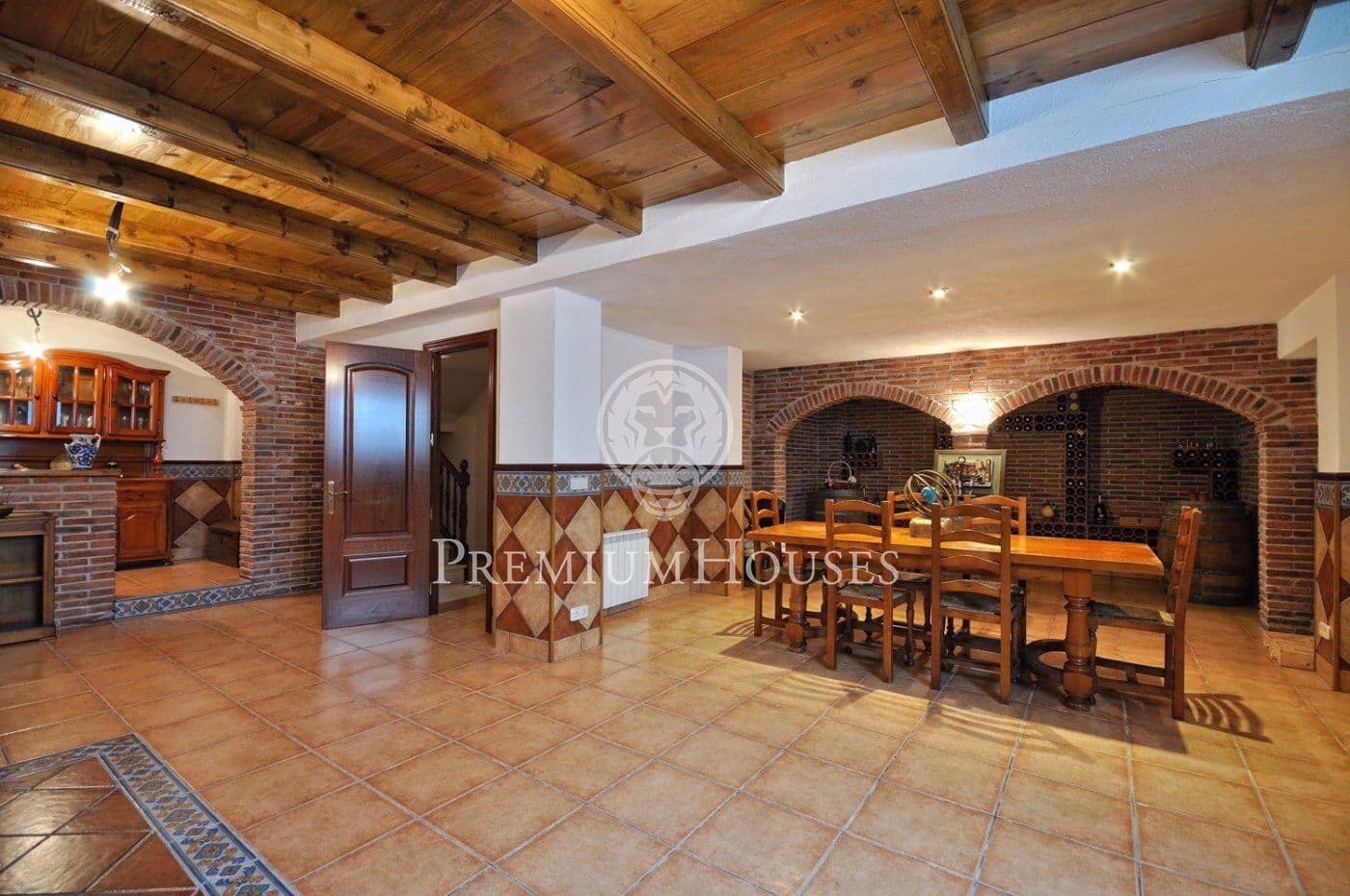4 quarto Moradia para venda em Sant Vicenc de Montalt com piscina garagem - 1 420 000 € (Ref: 9861867)