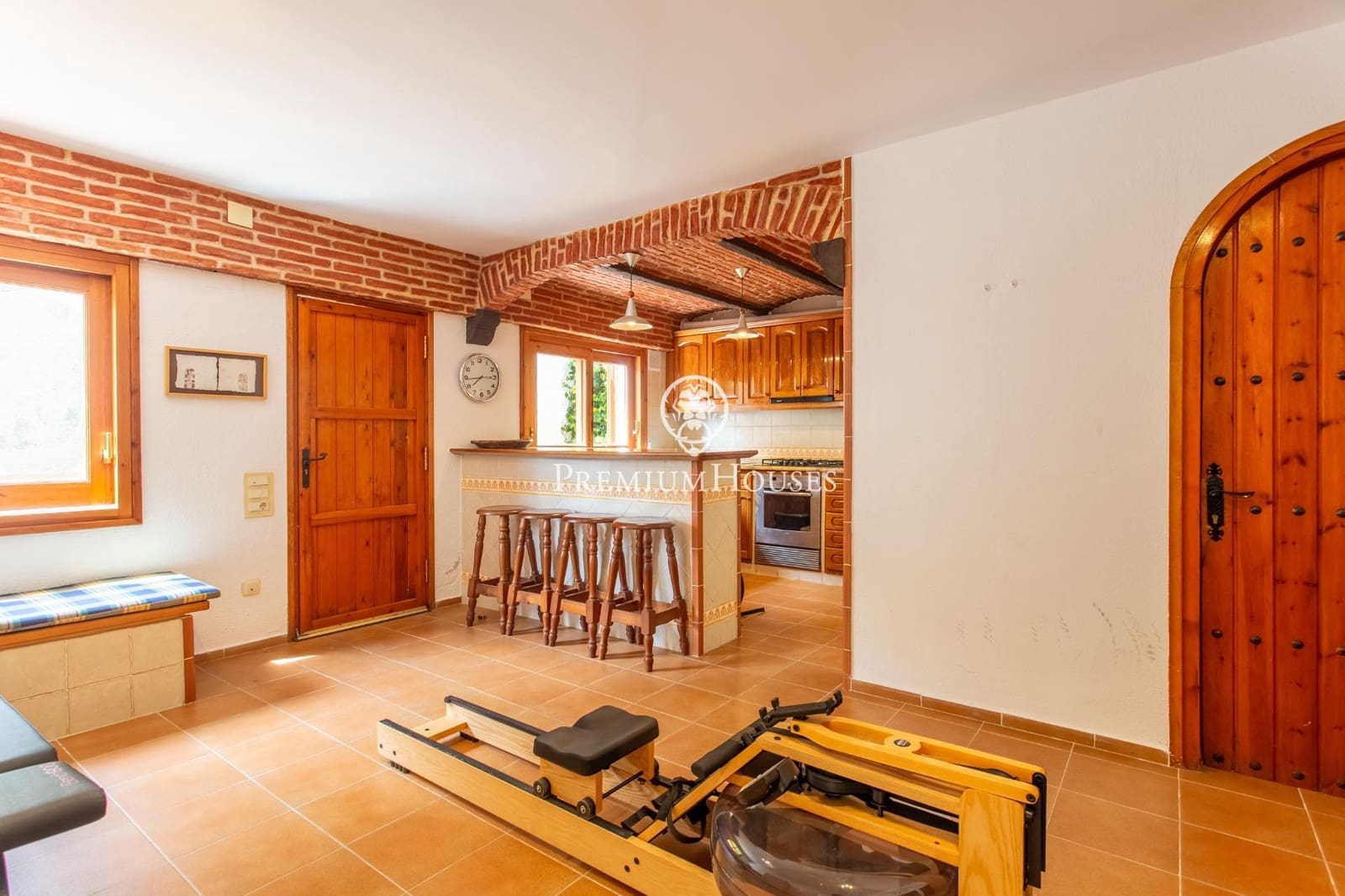 5 slaapkamer Villa te huur in Sant Cebria de Vallalta met zwembad garage - € 2.150 (Ref: 9861868)