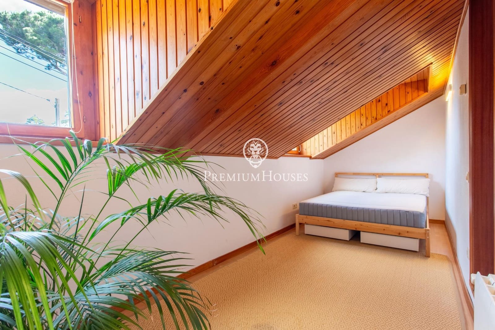 5 slaapkamer Villa te huur in Sant Cebria de Vallalta met zwembad garage - € 2.150 (Ref: 9861868)