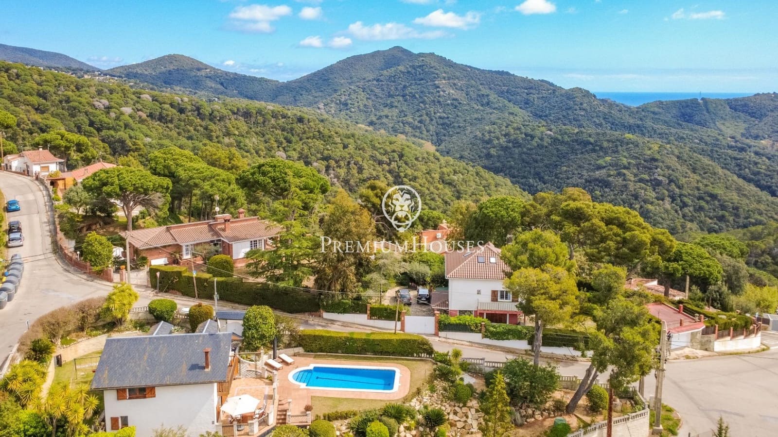 5 slaapkamer Villa te huur in Sant Cebria de Vallalta met zwembad garage - € 2.150 (Ref: 9861868)