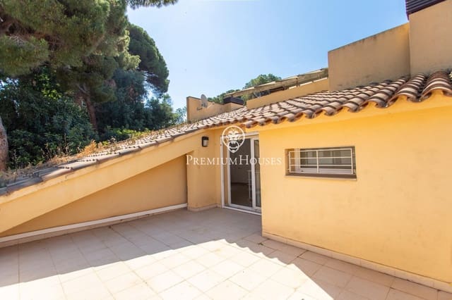 Apartamento de 3 habitaciones en Alella en venta con garaje - 534.000 € (Ref: 9865183)