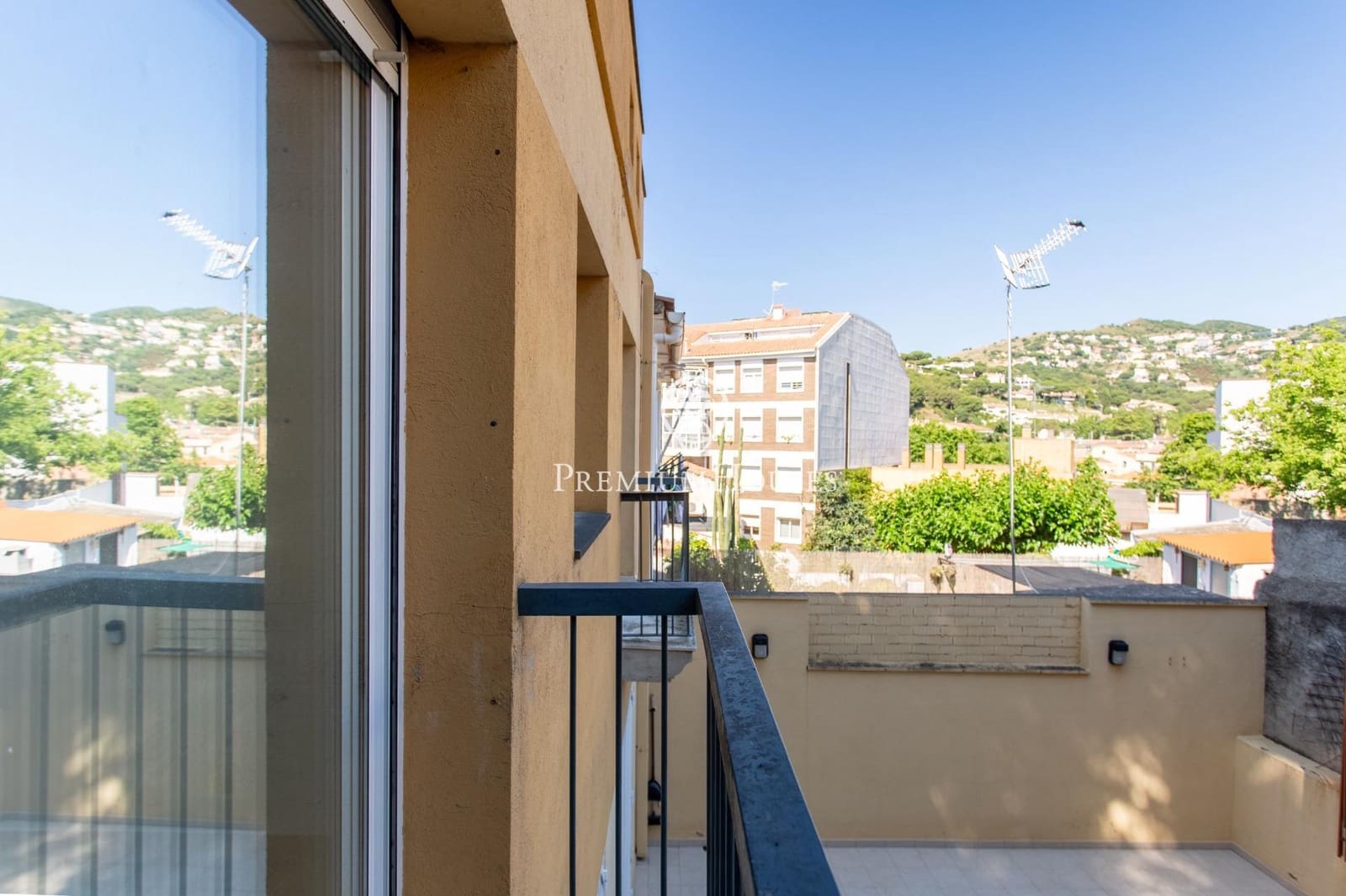 Apartamento de 3 habitaciones en Alella en venta con garaje - 534.000 € (Ref: 9865183)