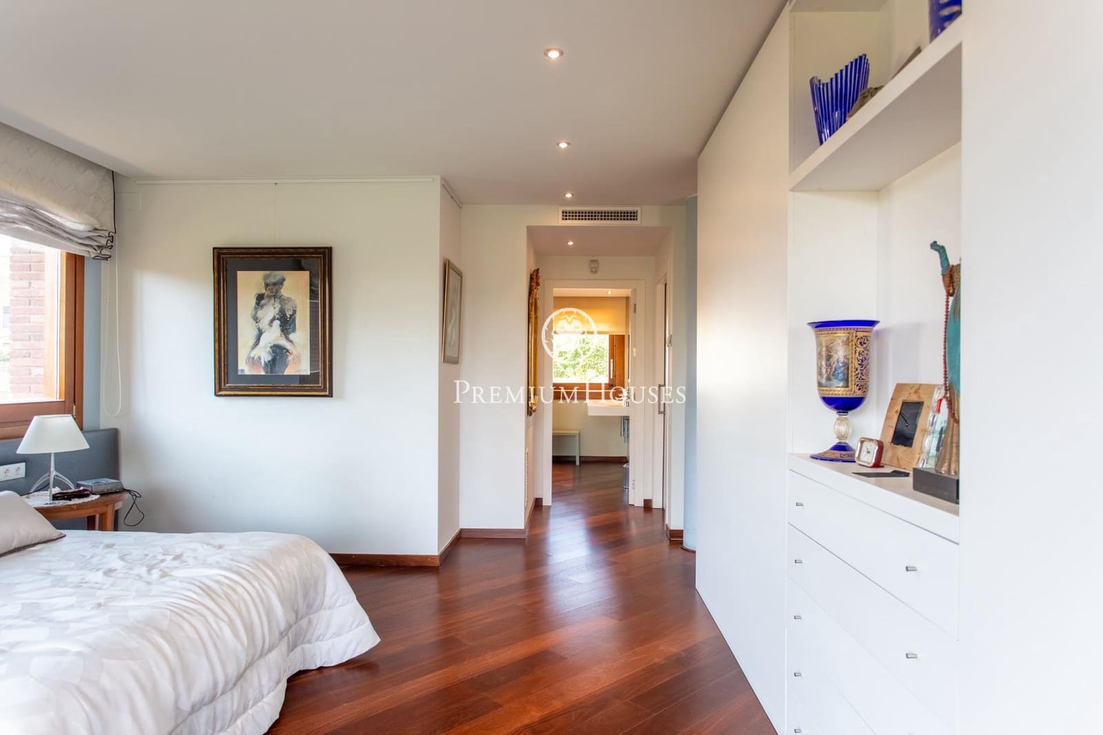 4 bedroom Villa for sale in Cabrera de Mar with garage - € 1,420,000 (Ref: 9876417)