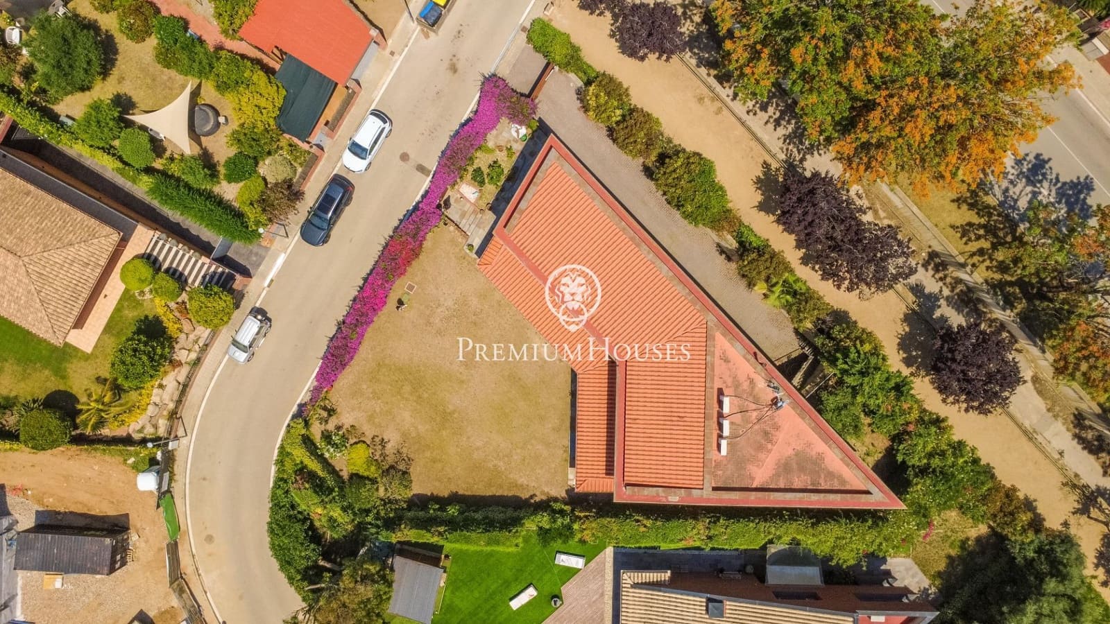 4 bedroom Villa for sale in Cabrera de Mar with garage - € 1,420,000 (Ref: 9876417)