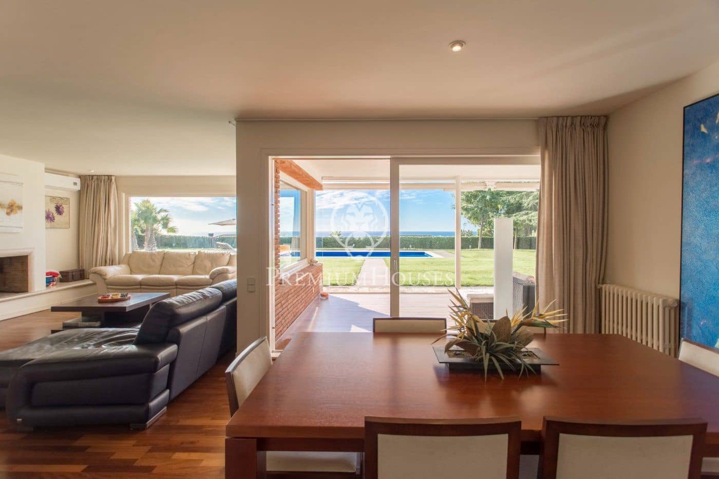 6 soveværelse Villa til salg i Sant Vicenc de Montalt med swimmingpool garage - € 1.750.000 (Ref: 9890373)