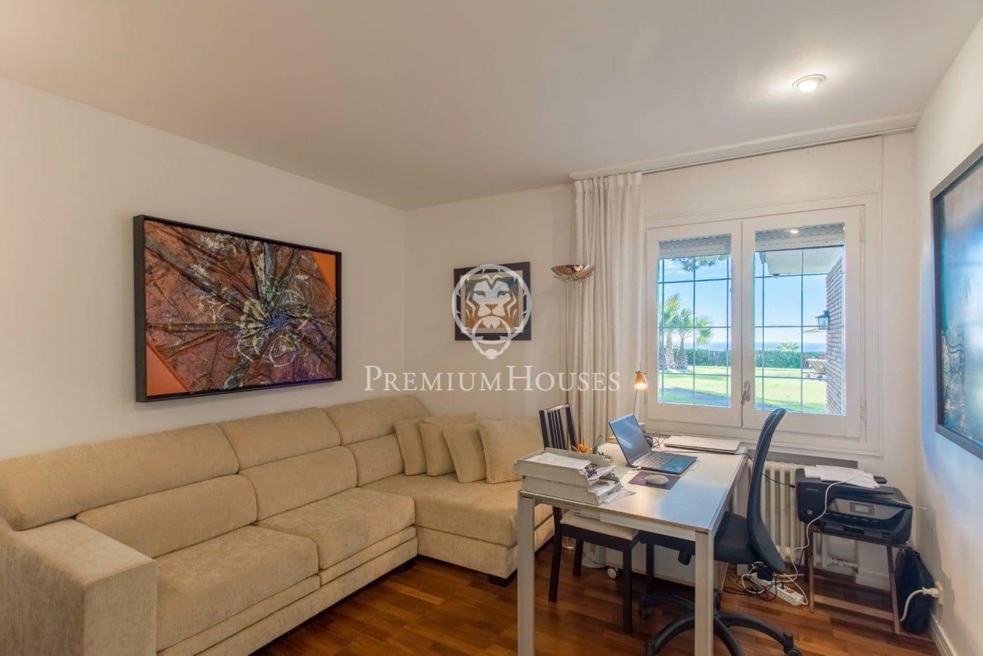 6 soveværelse Villa til salg i Sant Vicenc de Montalt med swimmingpool garage - € 1.750.000 (Ref: 9890373)