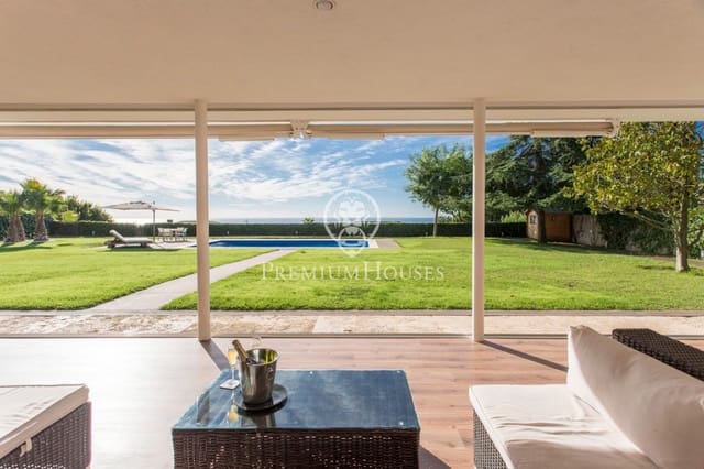6 soveværelse Villa til salg i Sant Vicenç de Montalt med swimmingpool garage - € 1.750.000 (Ref: 9890373)