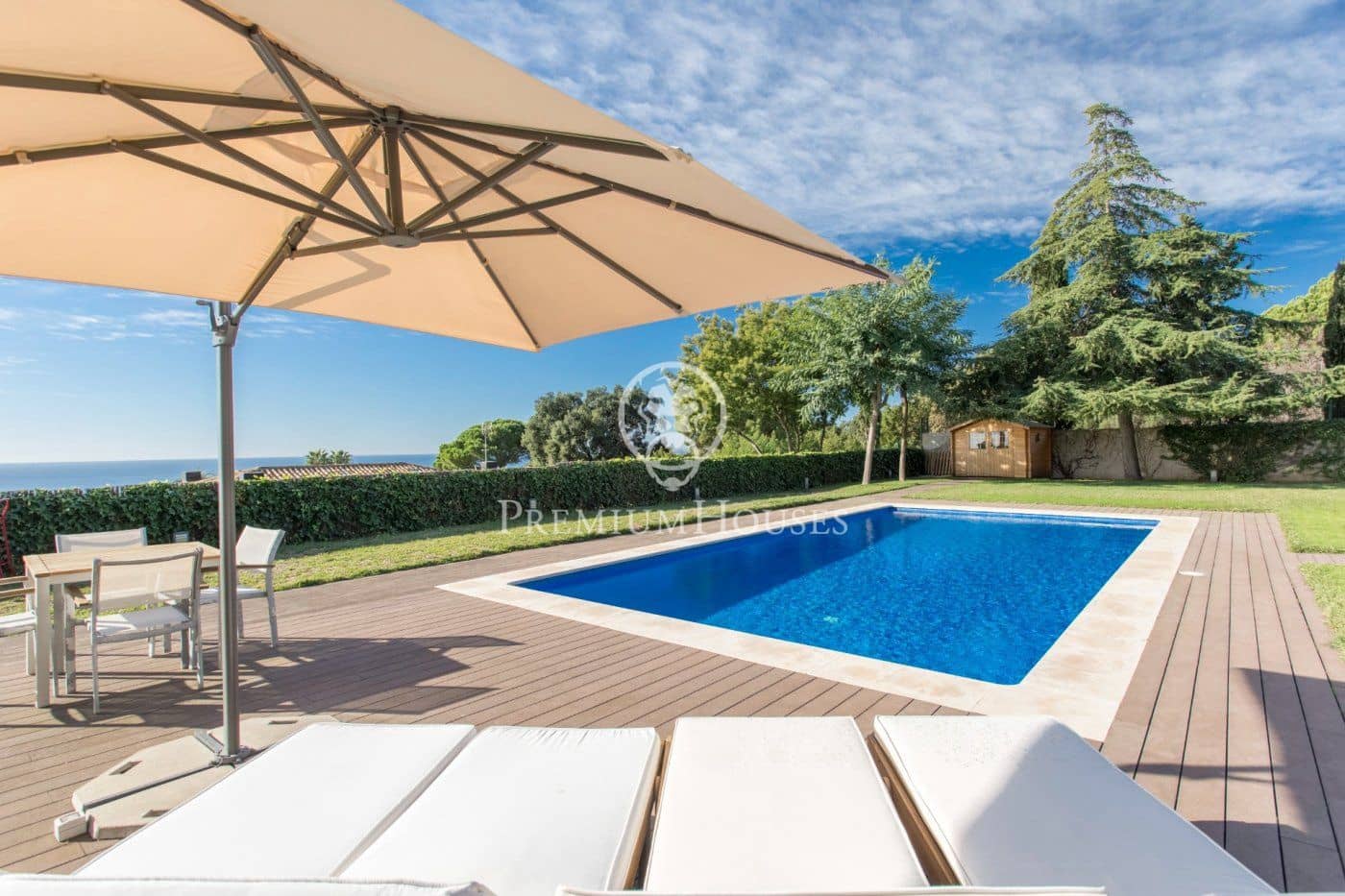 6 slaapkamer Villa te koop in Sant Vicenc de Montalt met zwembad garage - € 1.750.000 (Ref: 9890373)