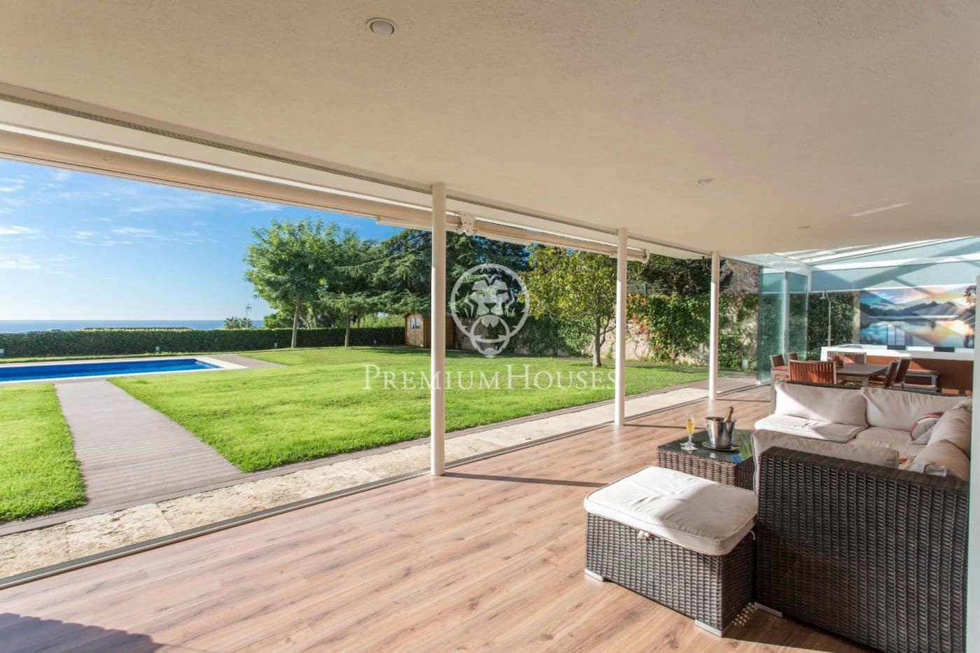 6 slaapkamer Villa te koop in Sant Vicenc de Montalt met zwembad garage - € 1.750.000 (Ref: 9890373)