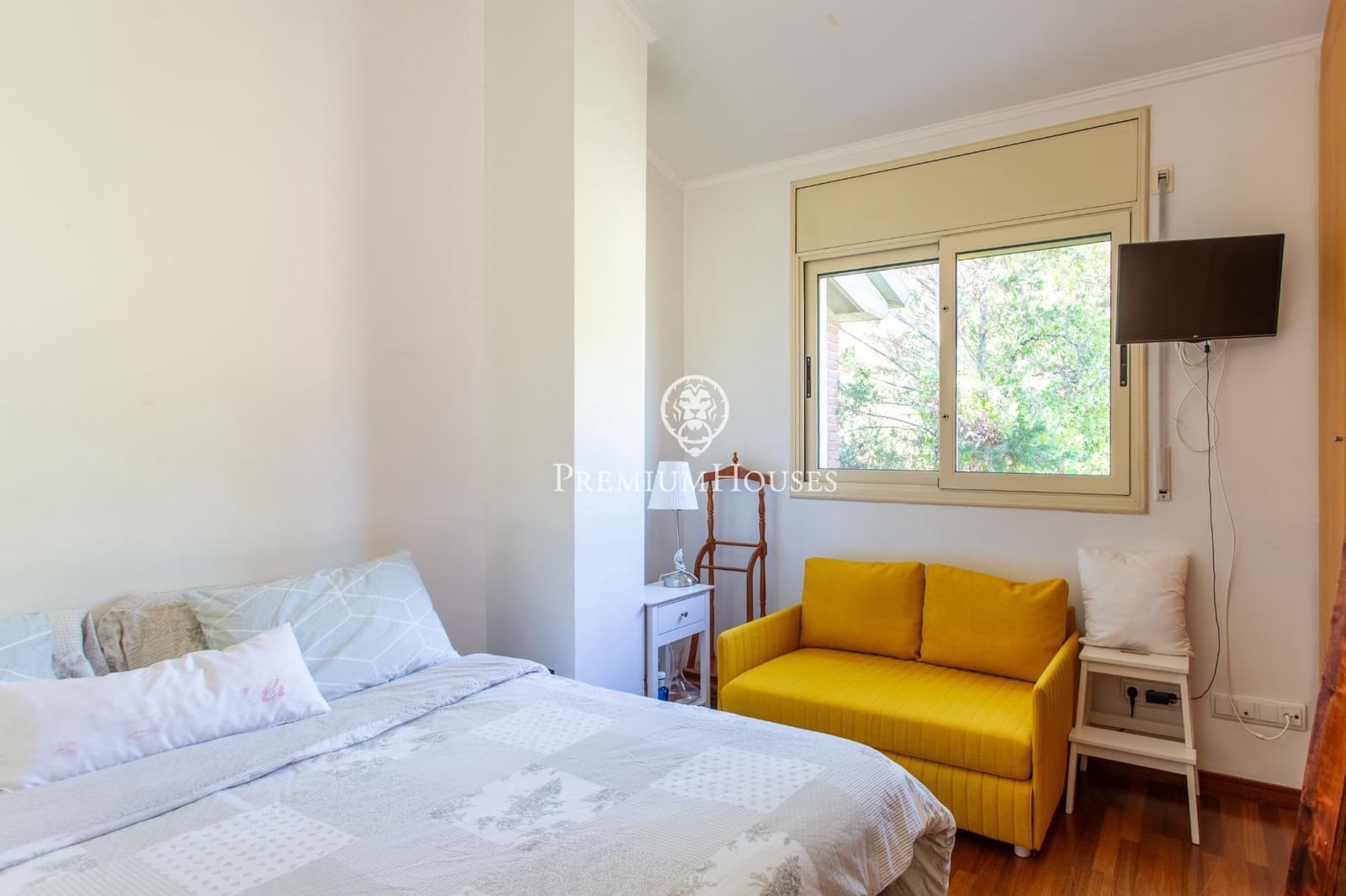 4 sypialnia Dom szeregowy na sprzedaż w Vallromanes z basenem garażem - 775 000 € (Ref: 9908038)