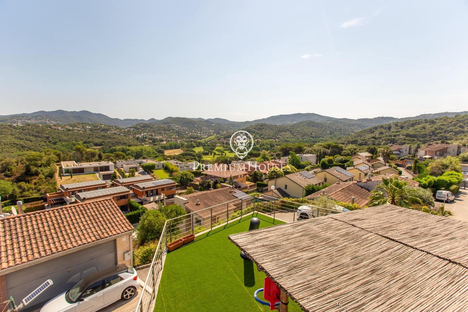 4 sypialnia Dom szeregowy na sprzedaż w Vallromanes z basenem garażem - 775 000 € (Ref: 9908038)