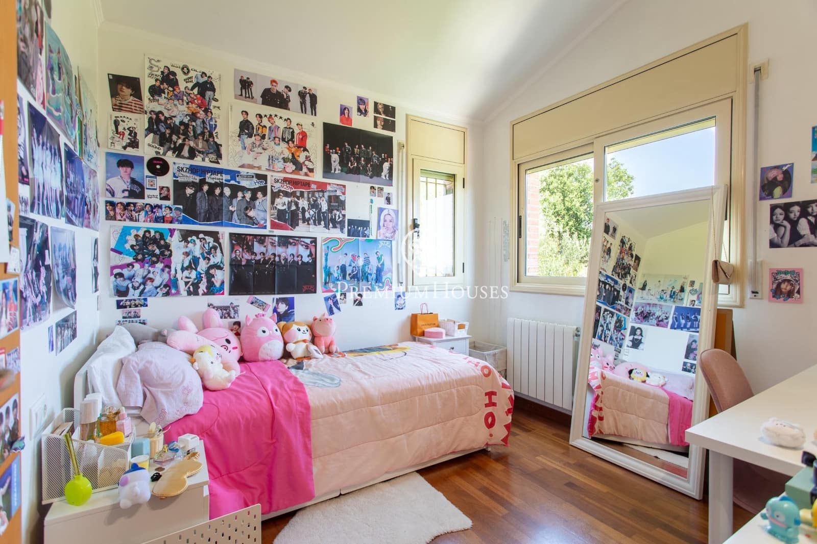 4 sypialnia Dom szeregowy na sprzedaż w Vallromanes z basenem garażem - 775 000 € (Ref: 9908038)