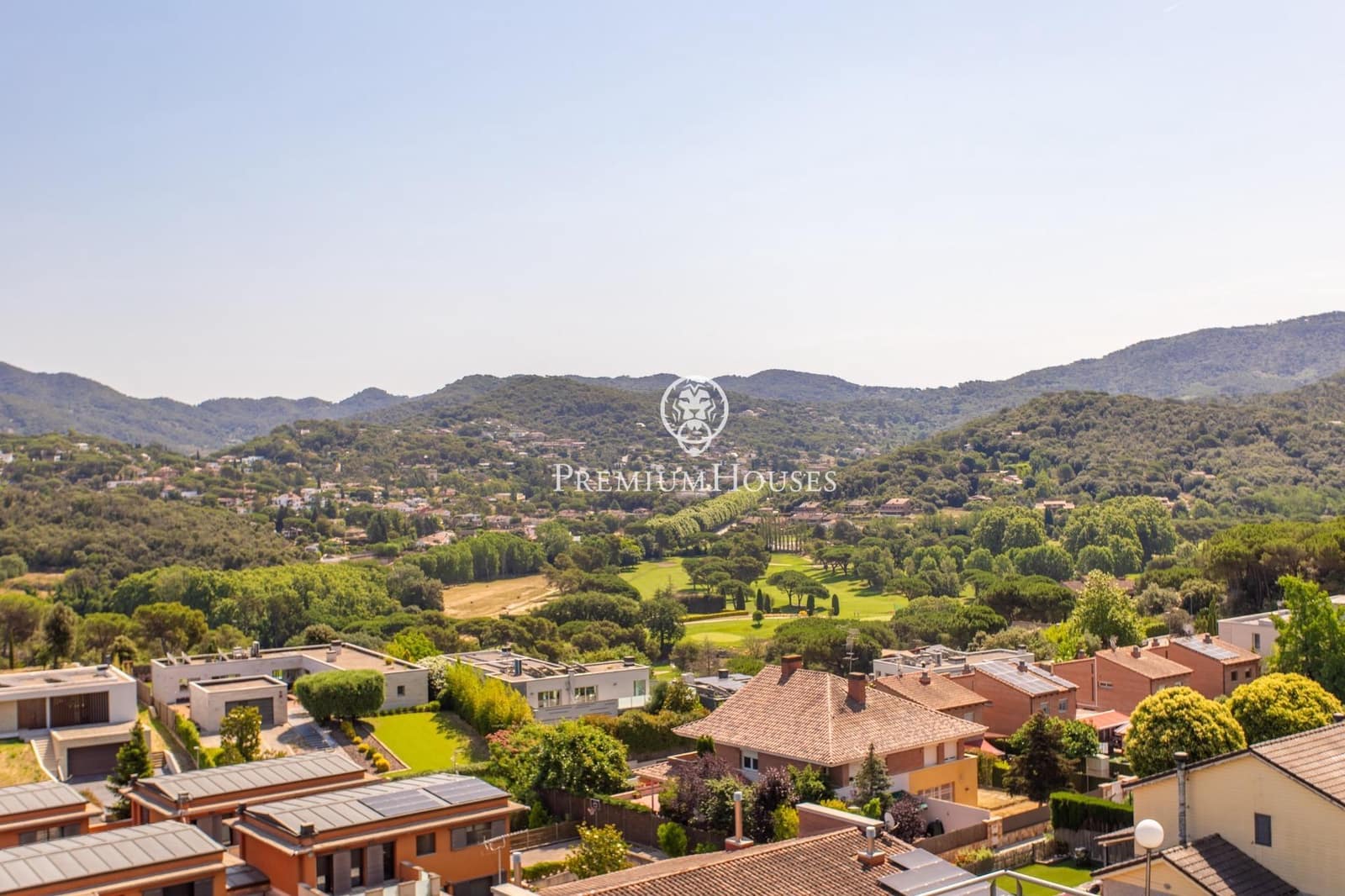4 sypialnia Dom szeregowy na sprzedaż w Vallromanes z basenem garażem - 775 000 € (Ref: 9908038)