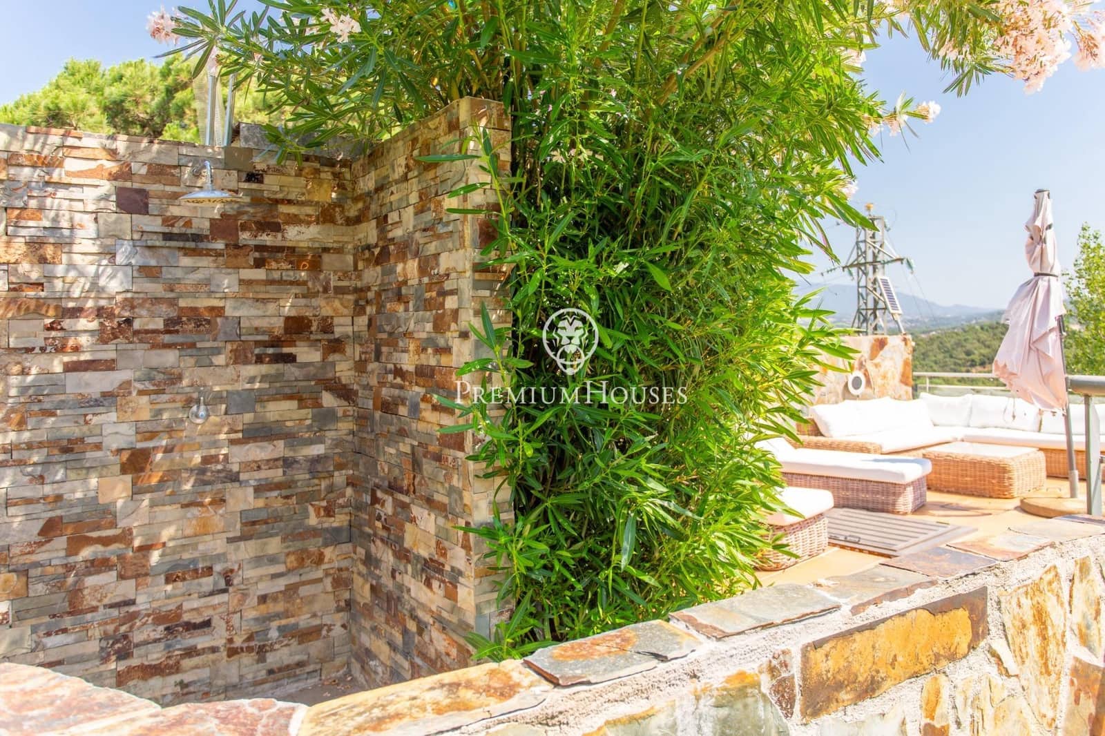 4 sypialnia Dom szeregowy na sprzedaż w Vallromanes z basenem garażem - 775 000 € (Ref: 9908038)