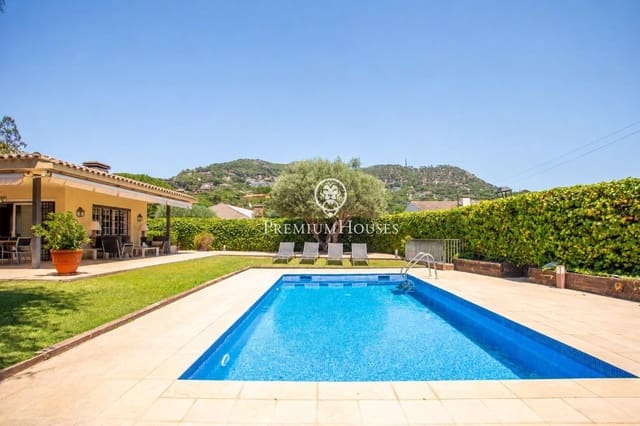 7 sovrum Villa till salu i Cabrils med pool garage - 1 050 000 € (Ref: 9913168)