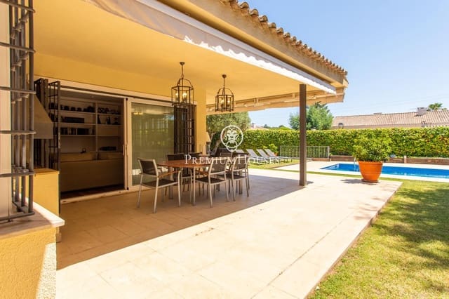7 sovrum Villa till salu i Cabrils med pool garage - 1 050 000 € (Ref: 9913168)