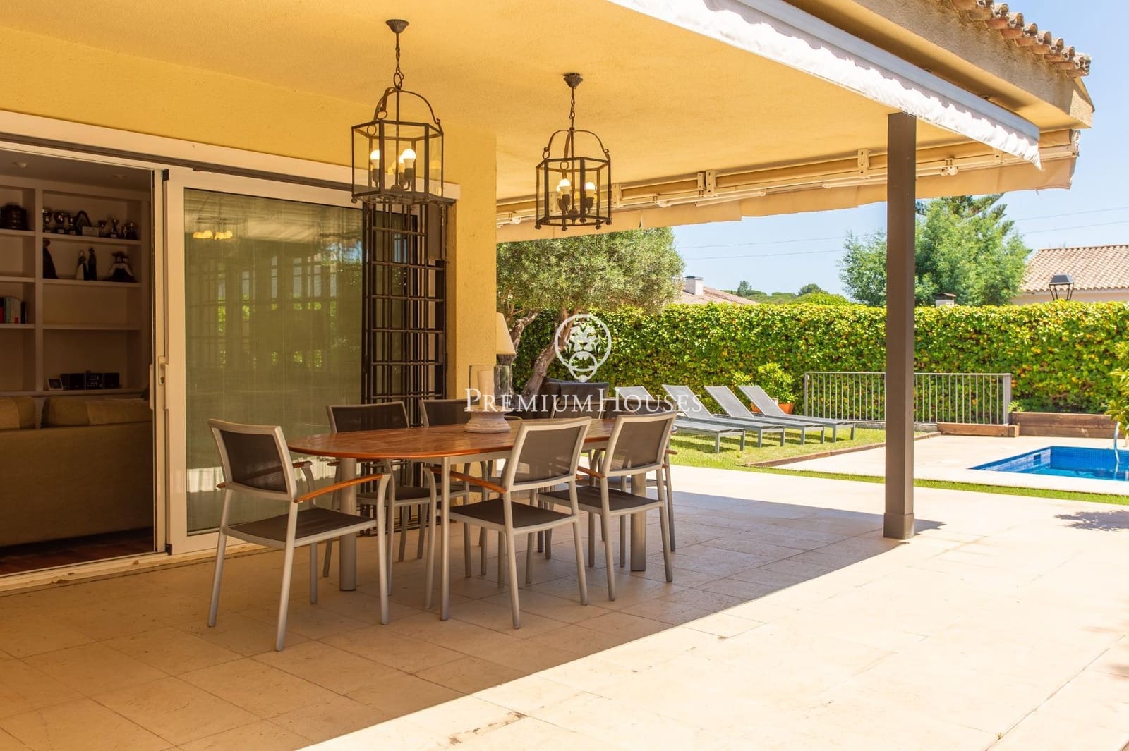 7 sovrum Villa till salu i Cabrils med pool garage - 1 050 000 € (Ref: 9913168)