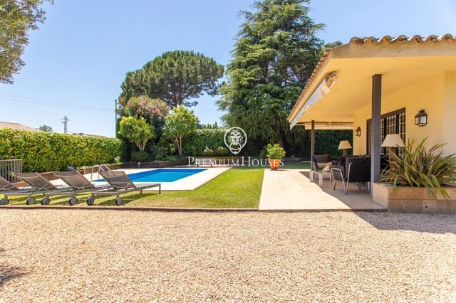 7 sovrum Villa till salu i Cabrils med pool garage - 1 050 000 € (Ref: 9913168)