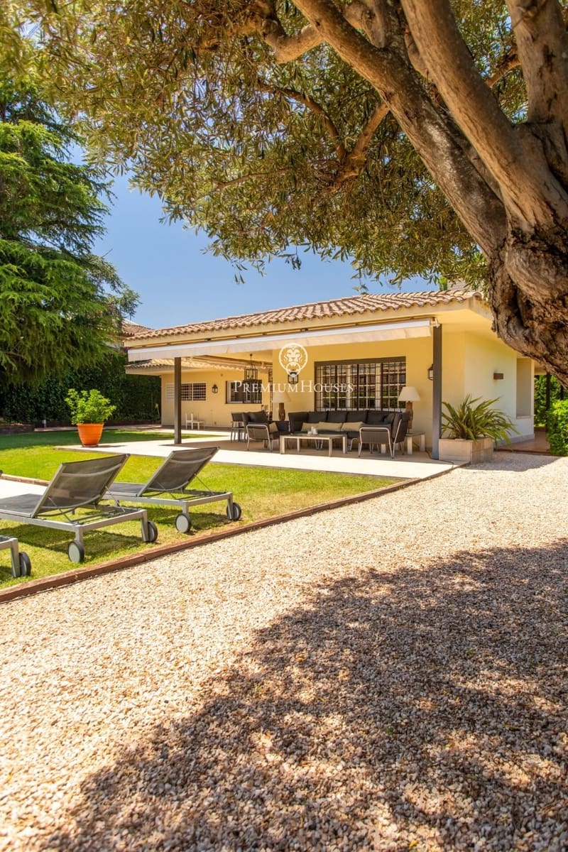7 sovrum Villa till salu i Cabrils med pool garage - 1 050 000 € (Ref: 9913168)