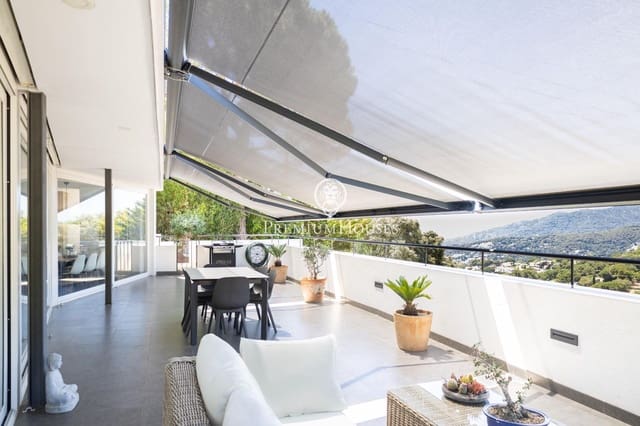 4 sovrum Villa till salu i Cabrils med pool garage - 1 090 000 € (Ref: 9920425)