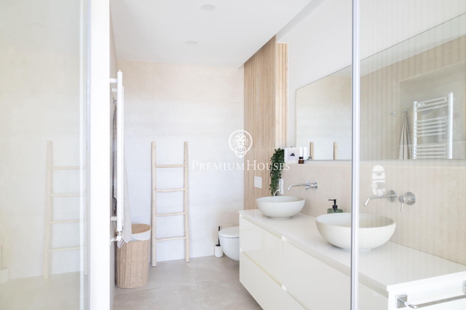 4 quarto Moradia para venda em Cabrils com piscina garagem - 1 090 000 € (Ref: 9920425)