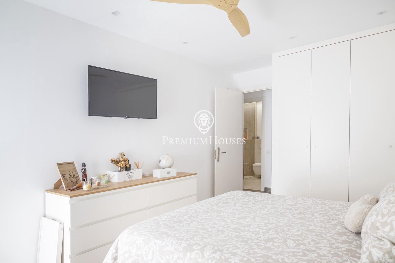 4 quarto Moradia para venda em Cabrils com piscina garagem - 1 090 000 € (Ref: 9920425)