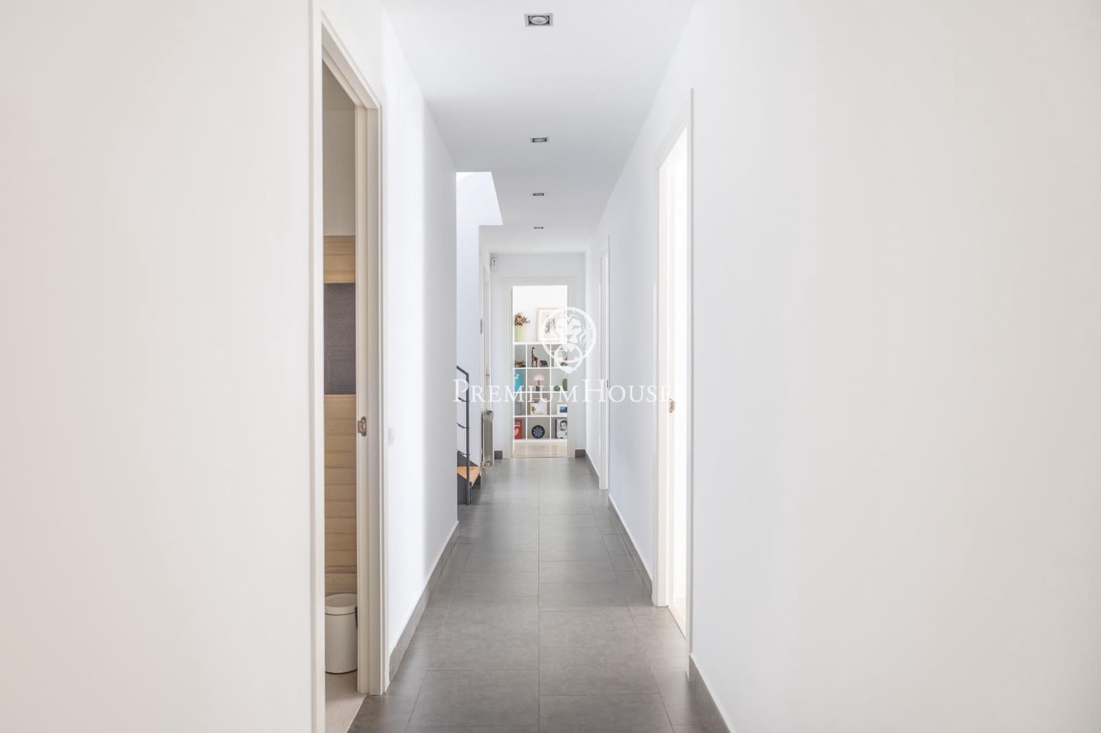 4 quarto Moradia para venda em Cabrils com piscina garagem - 1 090 000 € (Ref: 9920425)