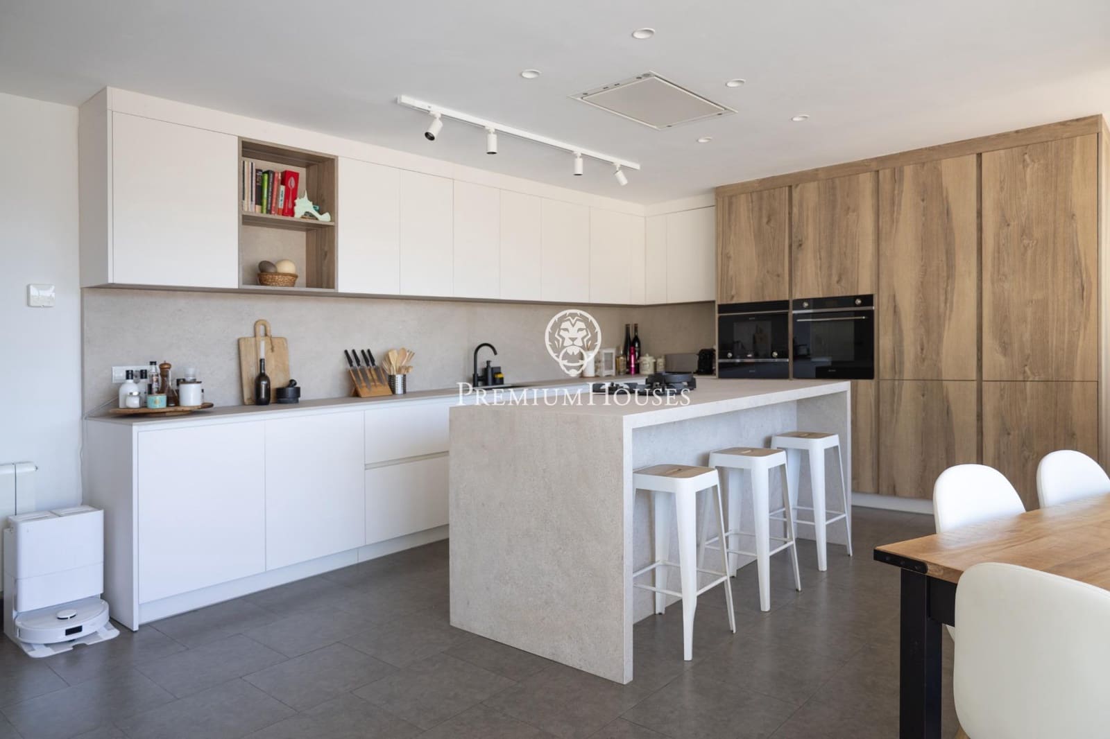 4 quarto Moradia para venda em Cabrils com piscina garagem - 1 090 000 € (Ref: 9920425)