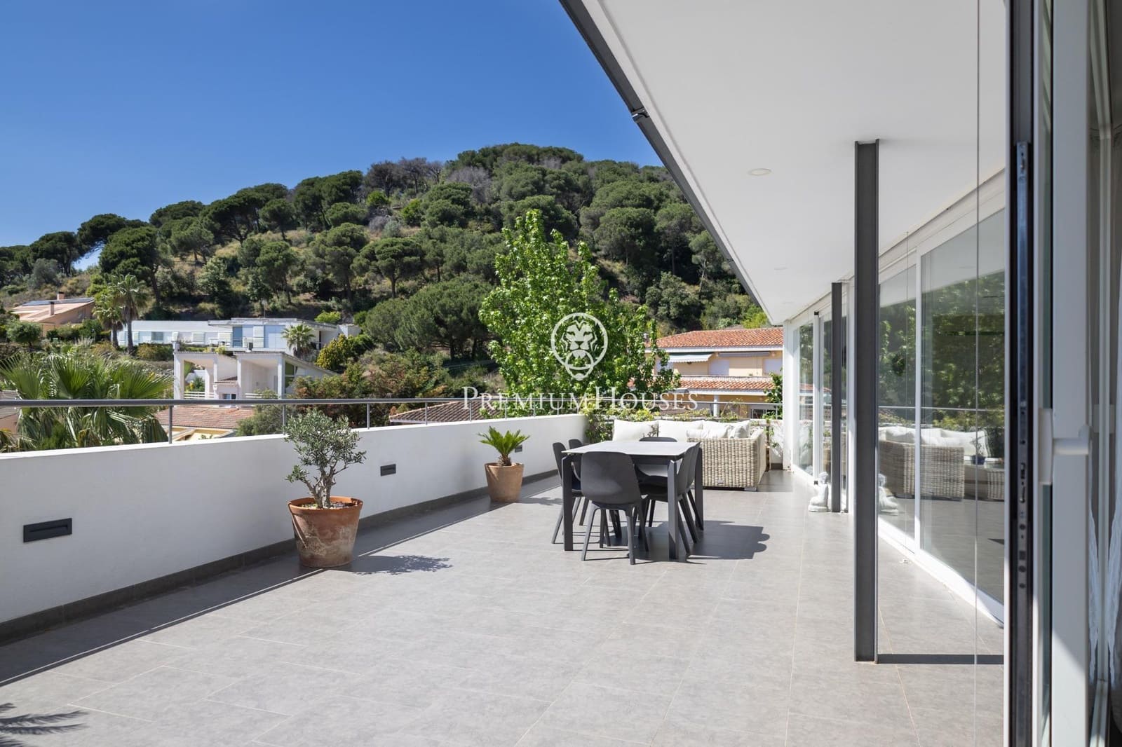 4 quarto Moradia para venda em Cabrils com piscina garagem - 1 090 000 € (Ref: 9920425)