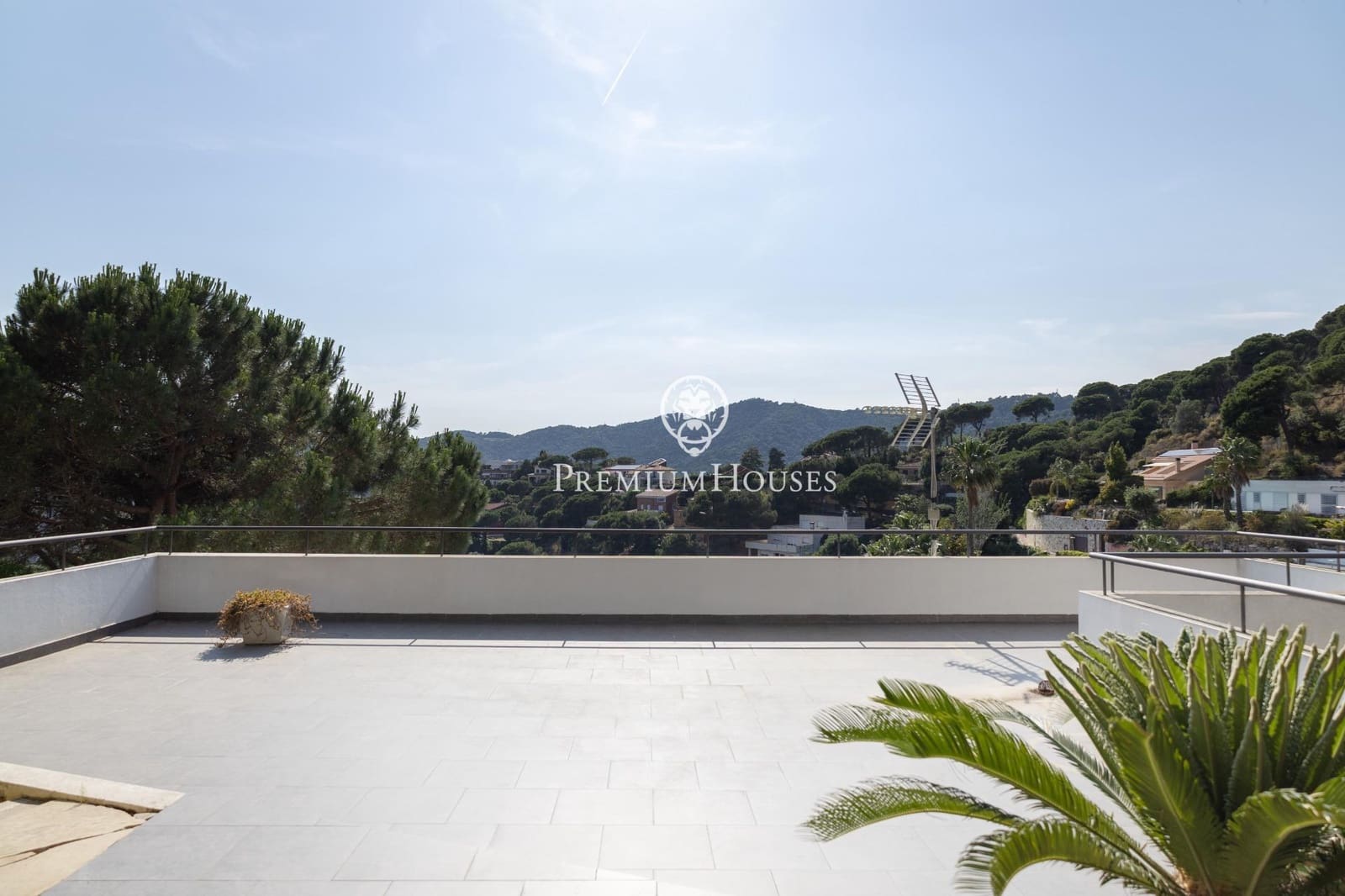 4 quarto Moradia para venda em Cabrils com piscina garagem - 1 090 000 € (Ref: 9920425)