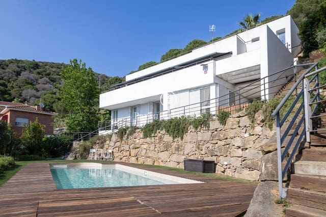 4 quarto Moradia para venda em Cabrils com piscina garagem - 1 090 000 € (Ref: 9920425)