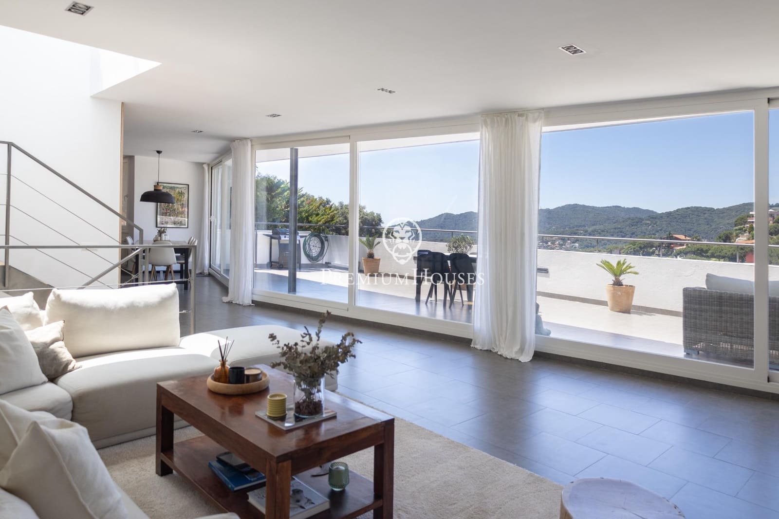 4 quarto Moradia para venda em Cabrils com piscina garagem - 1 090 000 € (Ref: 9920425)
