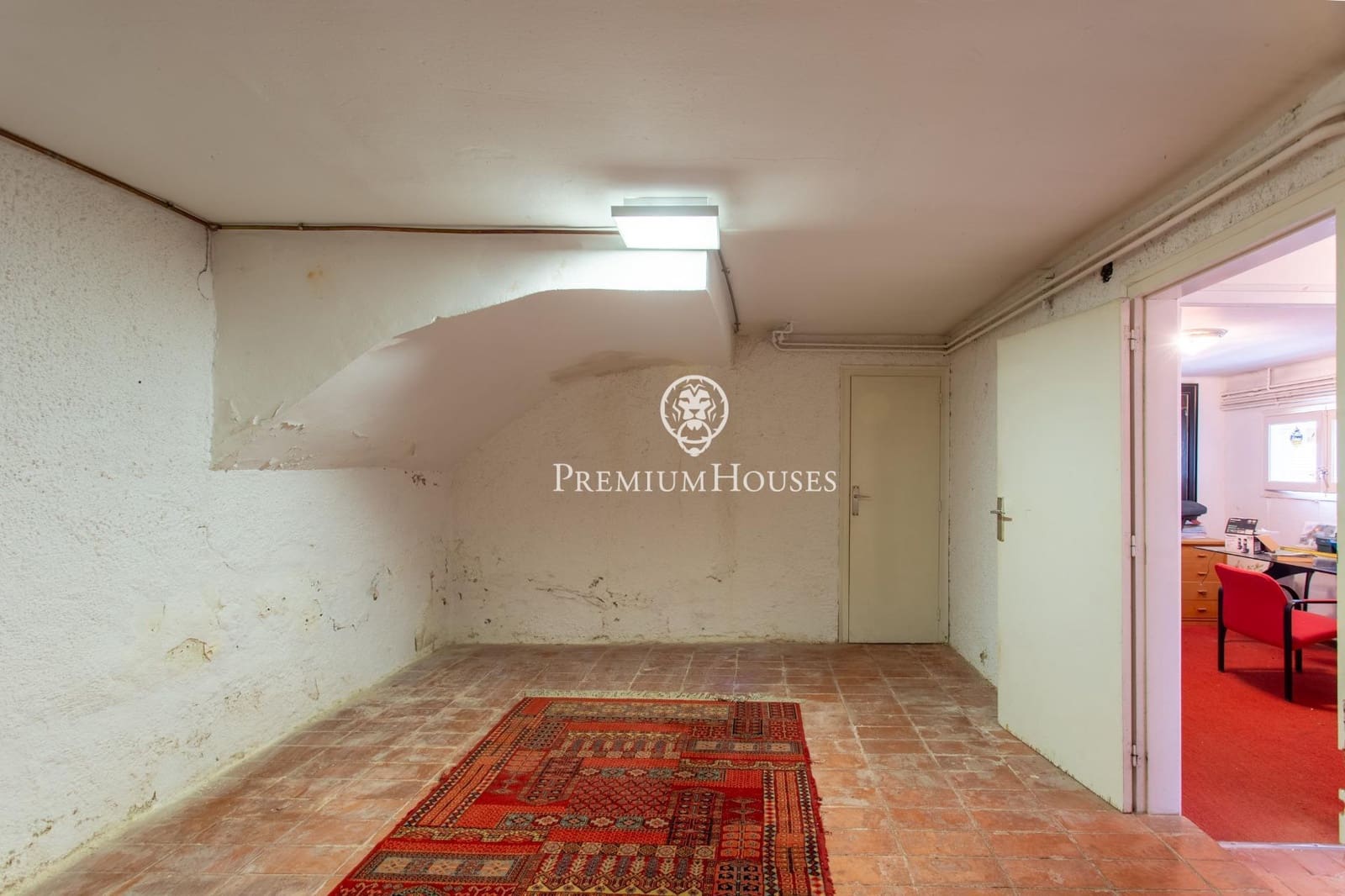 5 sypialnia Willa na sprzedaż w Vallromanes z basenem garażem - 645 000 € (Ref: 9945714)