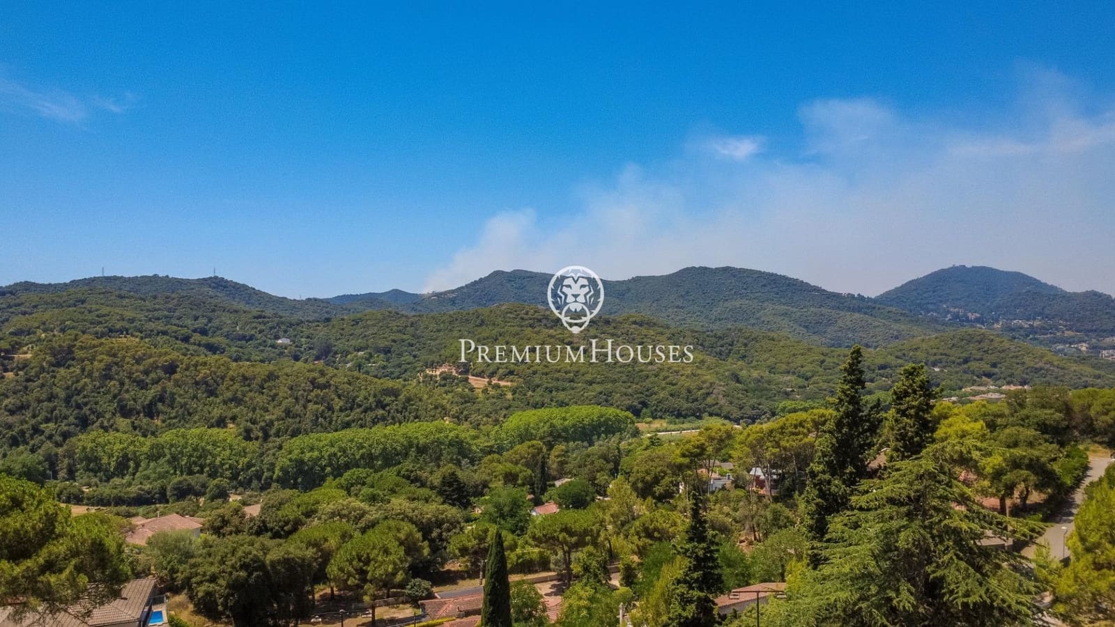 5 sypialnia Willa na sprzedaż w Vallromanes z basenem garażem - 645 000 € (Ref: 9945714)