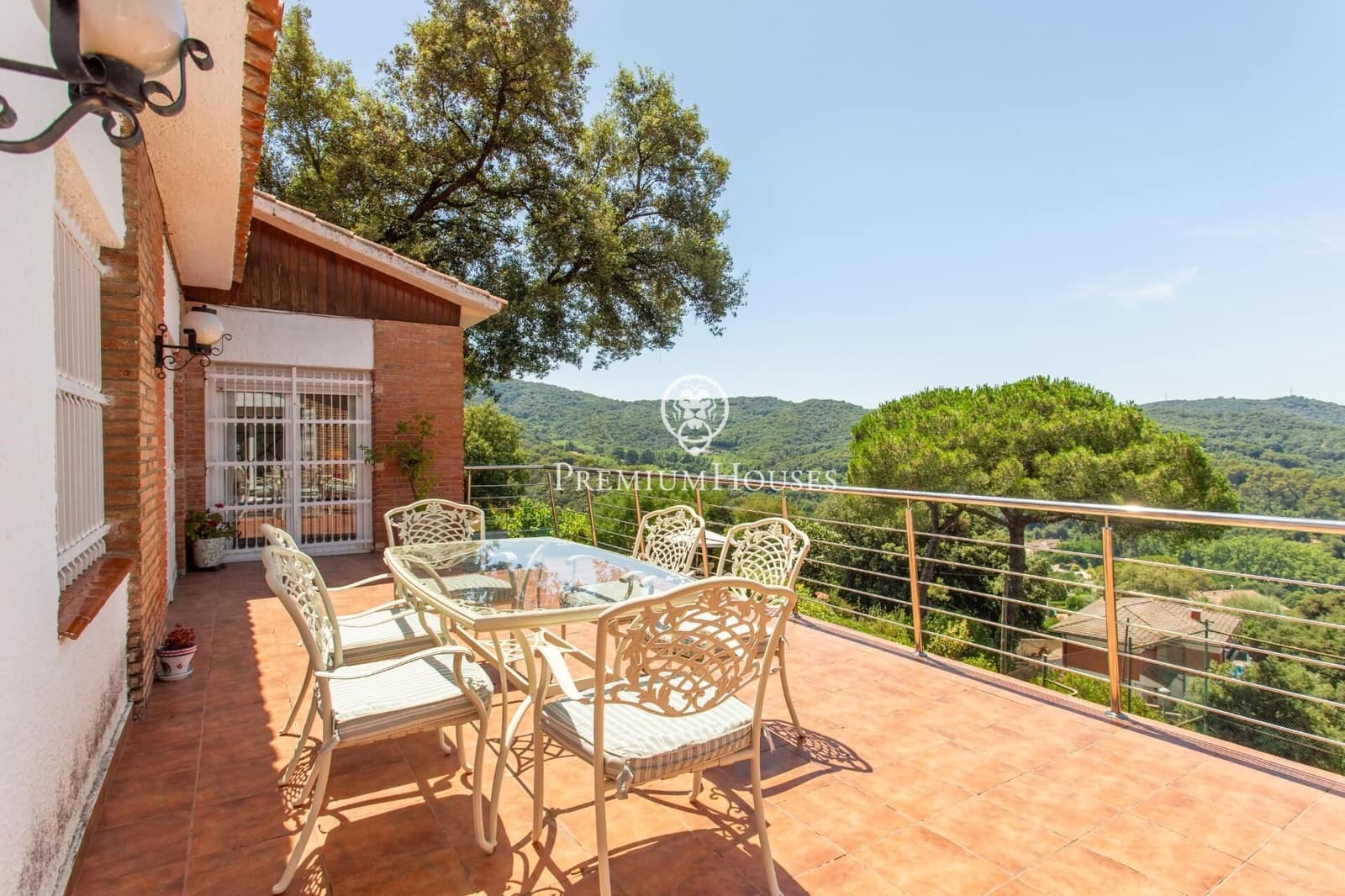 Chalet de 5 habitaciones en Vallromanes en venta con piscina garaje - 645.000 € (Ref: 9945714)