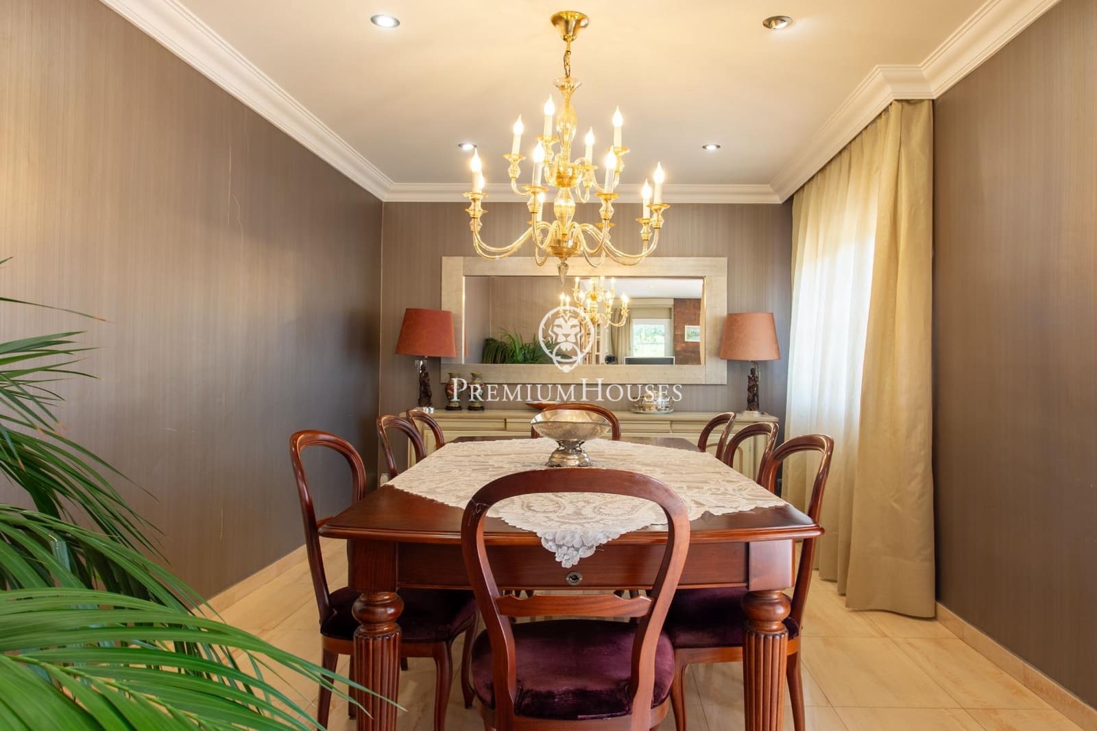 Chalet de 5 habitaciones en Vallromanes en venta con piscina garaje - 645.000 € (Ref: 9945714)