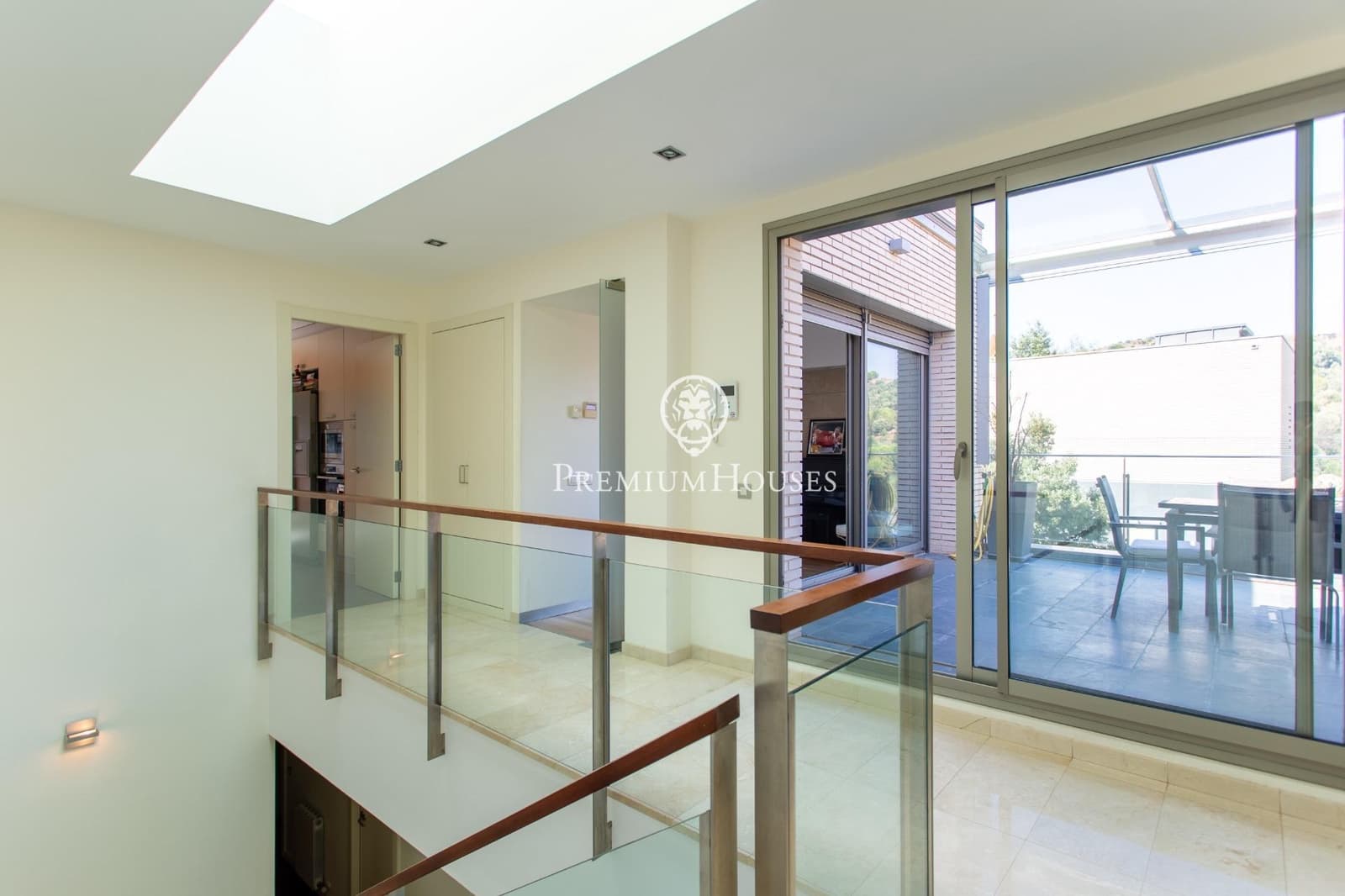 4 chambre Villa/Maison à vendre à Alella avec piscine - 1 100 000 € (Ref: 9949794)