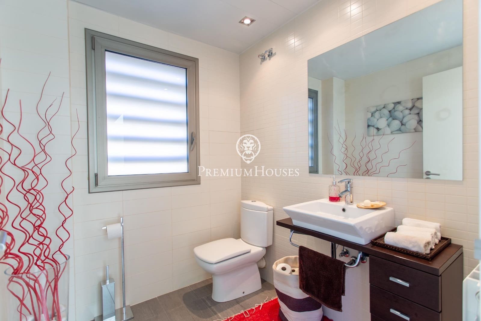 4 chambre Villa/Maison à vendre à Alella avec piscine - 1 100 000 € (Ref: 9949794)