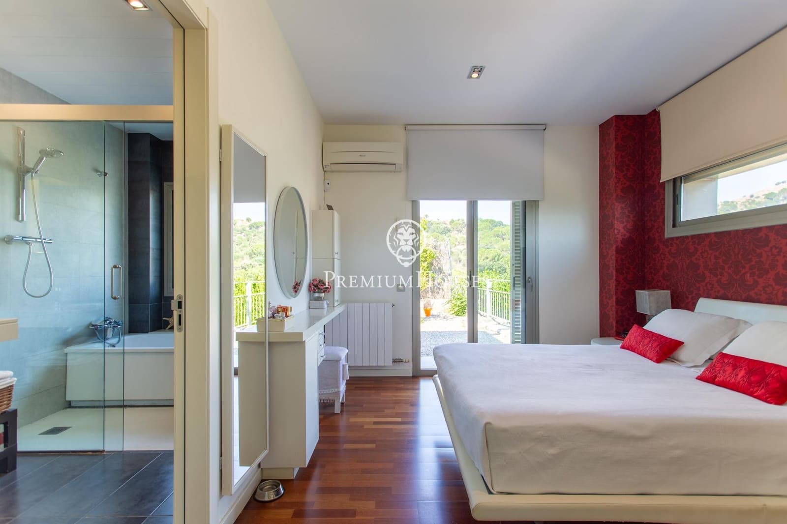 4 chambre Villa/Maison à vendre à Alella avec piscine - 1 100 000 € (Ref: 9949794)