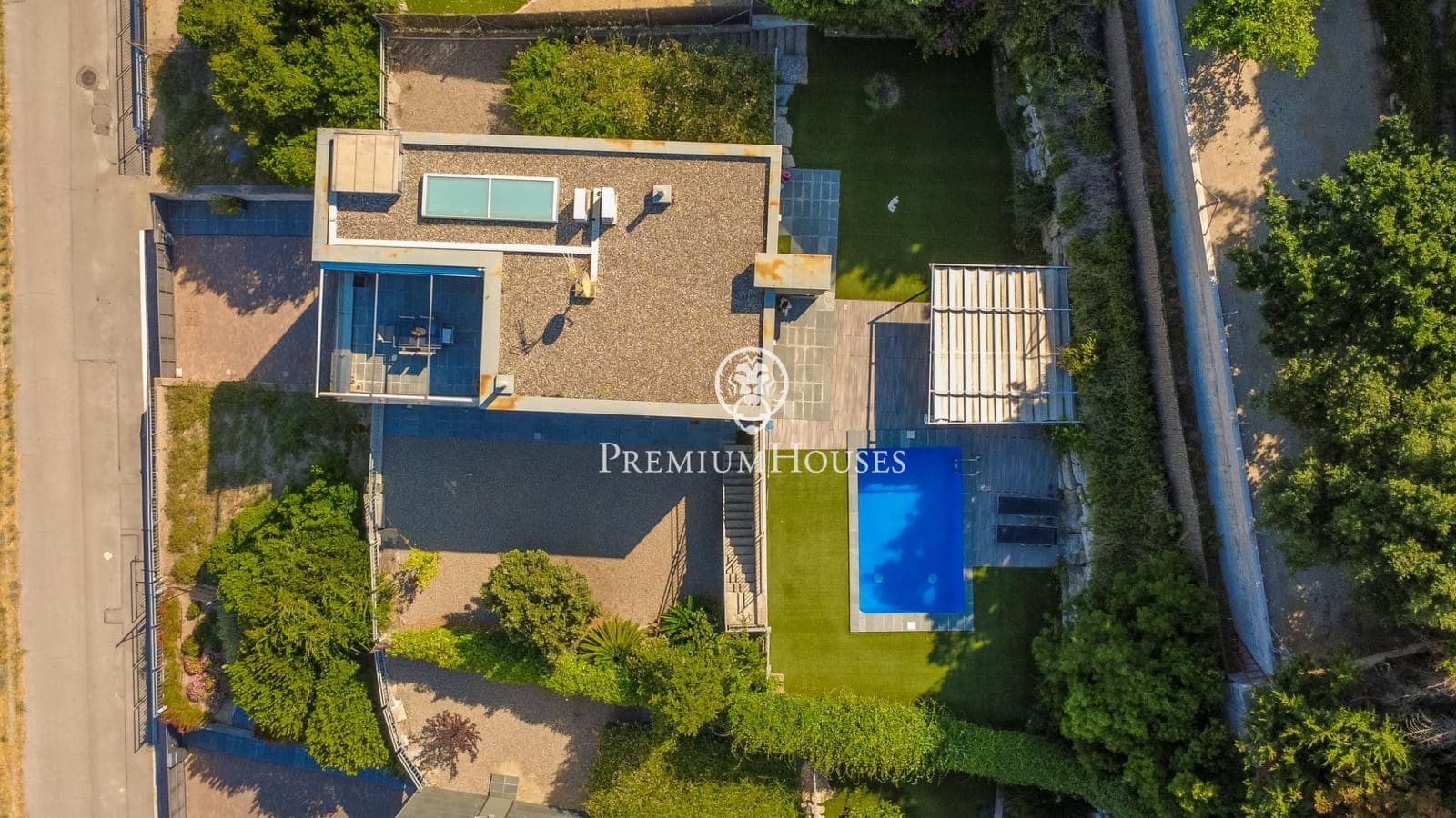 4 chambre Villa/Maison à vendre à Alella avec piscine - 1 100 000 € (Ref: 9949794)