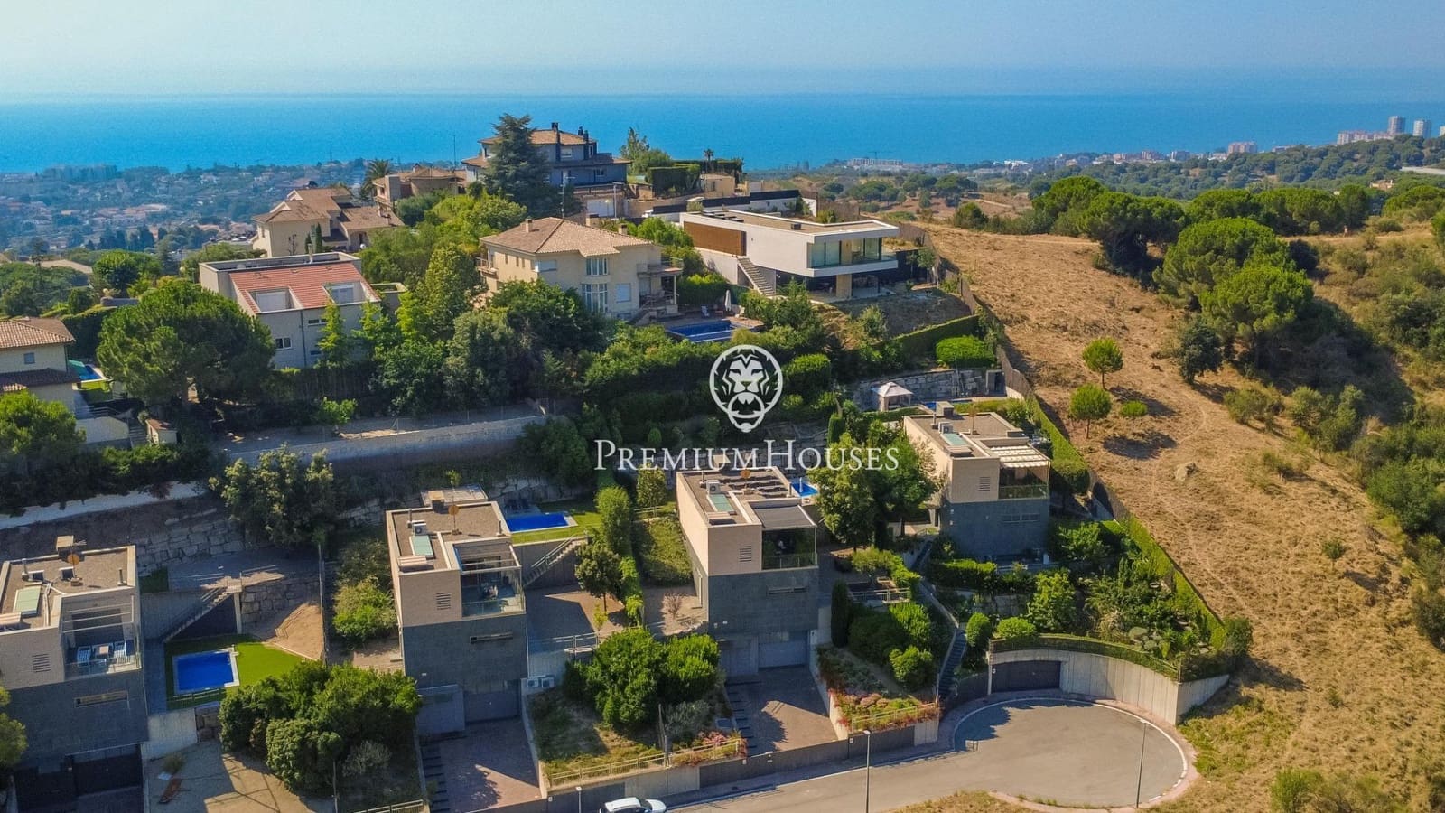 4 chambre Villa/Maison à vendre à Alella avec piscine - 1 100 000 € (Ref: 9949794)