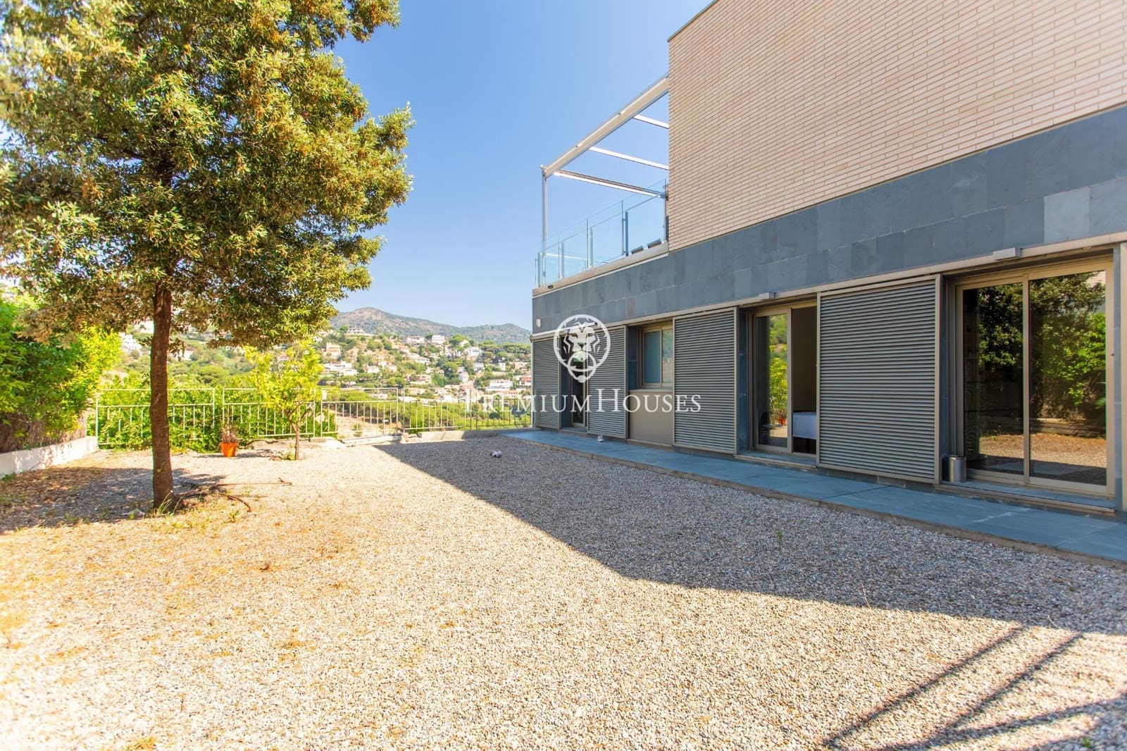 4 chambre Villa/Maison à vendre à Alella avec piscine - 1 100 000 € (Ref: 9949794)