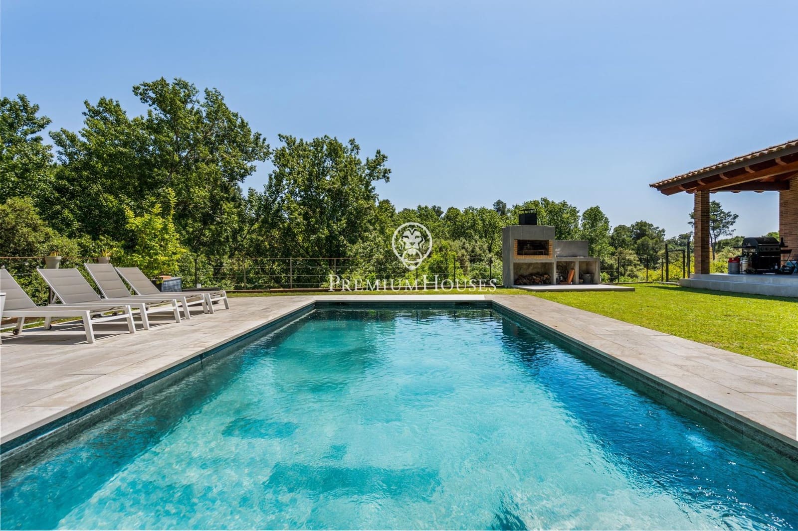 5 bedroom Villa for sale in Les Franqueses del Valles with garage - € 1,190,000 (Ref: 9957979)