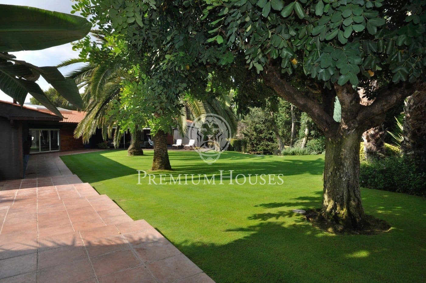 Chalet de 7 habitaciones en Sant Vicenç de Montalt en venta con piscina garaje - 2.300.000 € (Ref: 9970607)