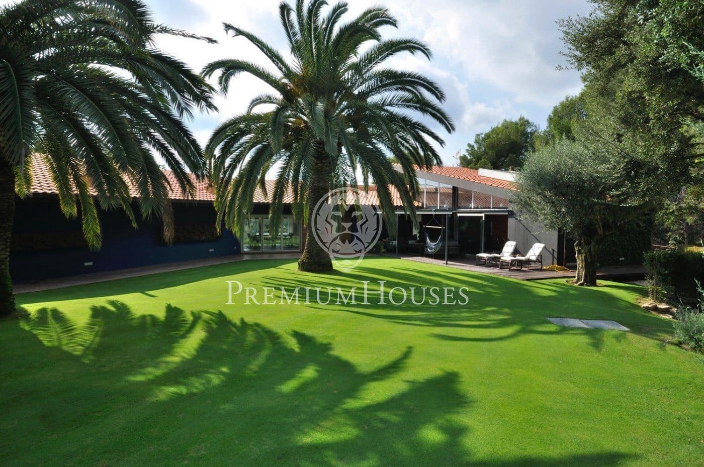Chalet de 7 habitaciones en Sant Vicenç de Montalt en venta con piscina garaje - 2.300.000 € (Ref: 9970607)