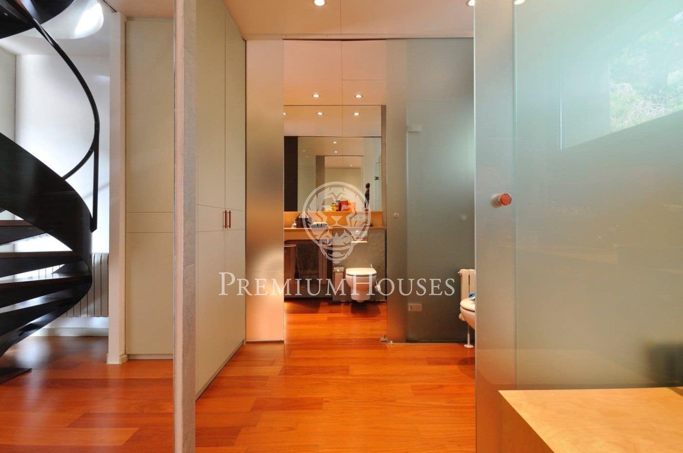 7 chambre Villa/Maison à vendre à Sant Vicenc de Montalt avec piscine garage - 2 300 000 € (Ref: 9970607)