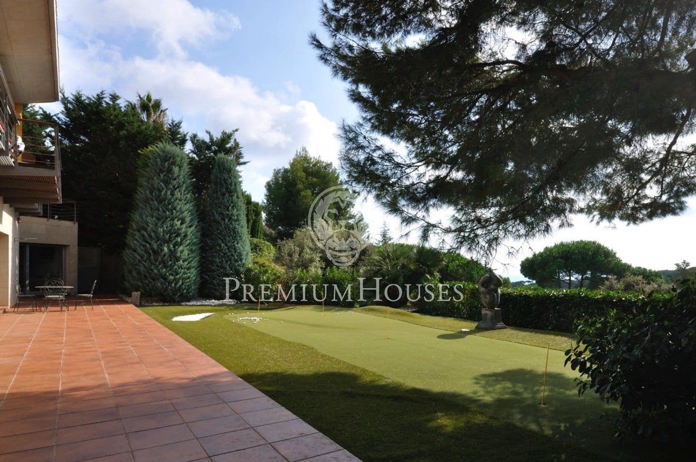 7 chambre Villa/Maison à vendre à Sant Vicenc de Montalt avec piscine garage - 2 300 000 € (Ref: 9970607)