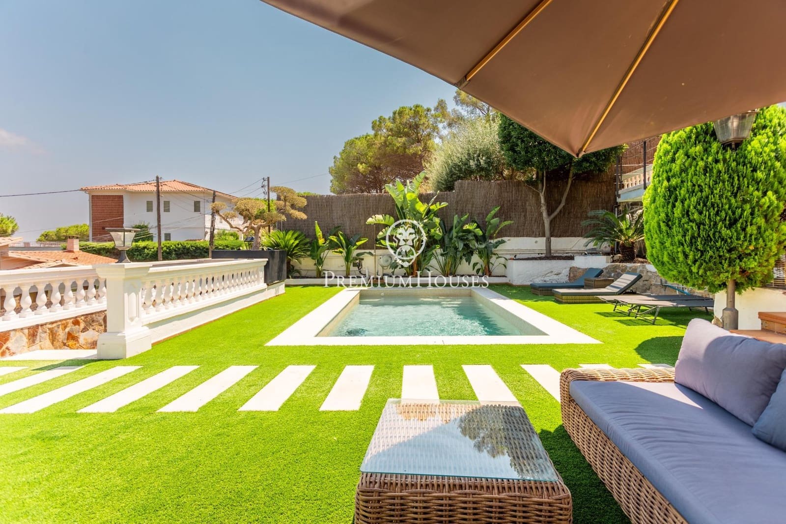 4 chambre Villa/Maison à vendre à Cabrils avec piscine garage - 830 000 € (Ref: 9994237)