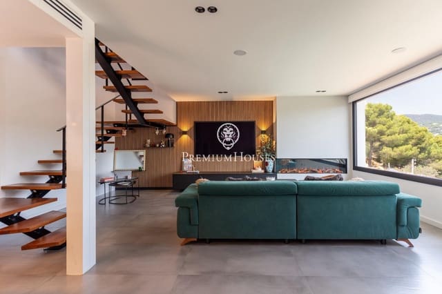 4 quarto Moradia para venda em Cabrils com piscina garagem - 830 000 € (Ref: 9994237)