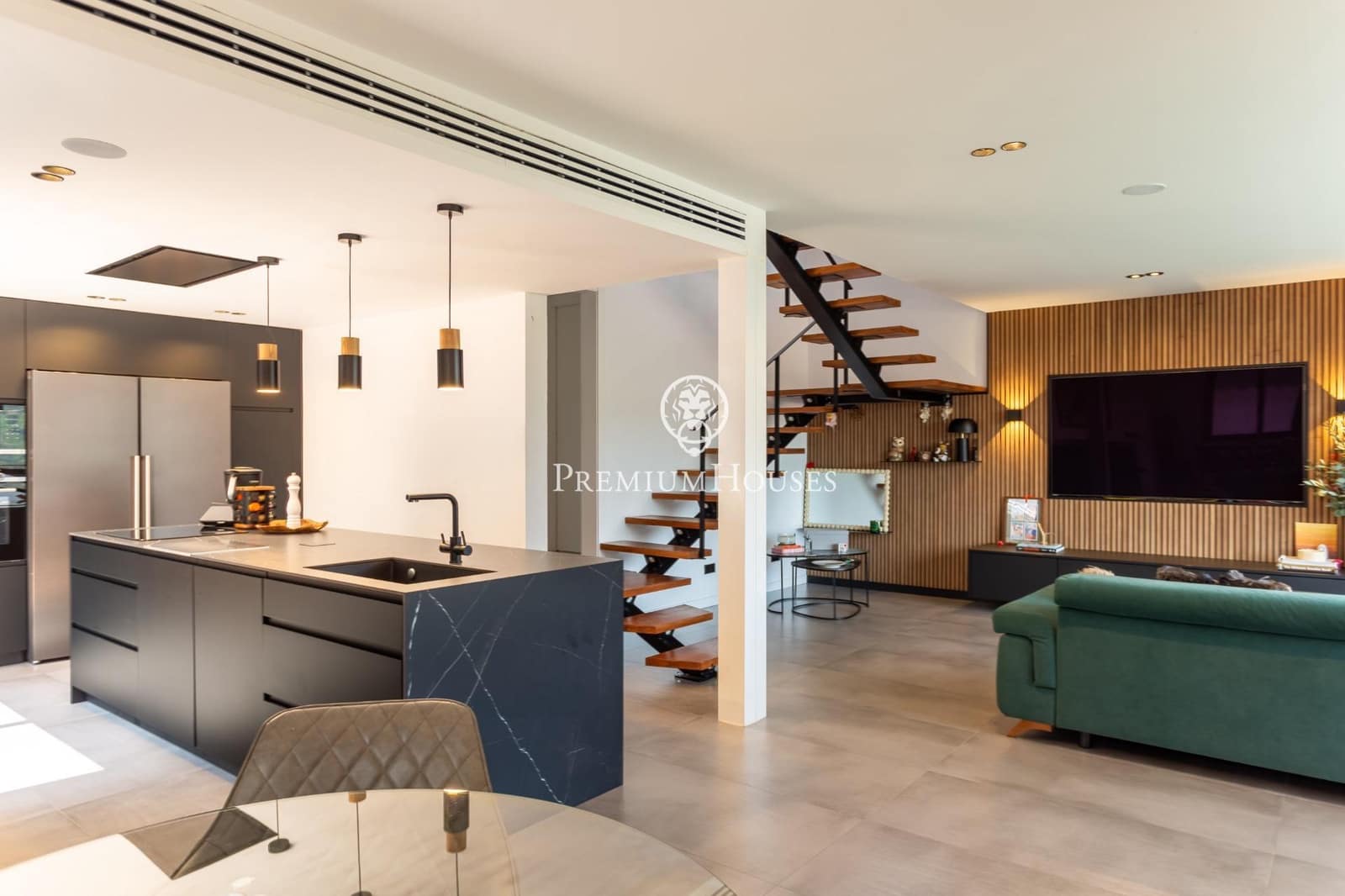 4 chambre Villa/Maison à vendre à Cabrils avec piscine garage - 830 000 € (Ref: 9994237)